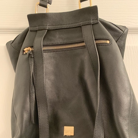 Black leather backpack - Picture 3 of 7